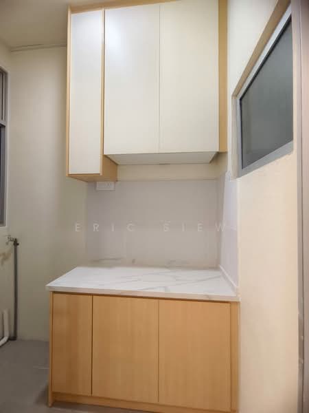 Kondominium untuk Disewa di Residensi Sateria - Eric Siew - Kitchen - PropertyGuru.com.my