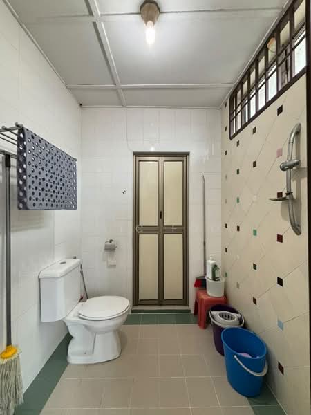 Bungalow for Sale in Taman Setia Indah (Tebrau) - Eric Foo - Bathroom - PropertyGuru.com.my