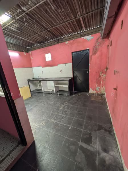 2-storey Terraced House for Rent in Jelutong (Penang) - Katherine Khor - Kitchen - PropertyGuru.com.my