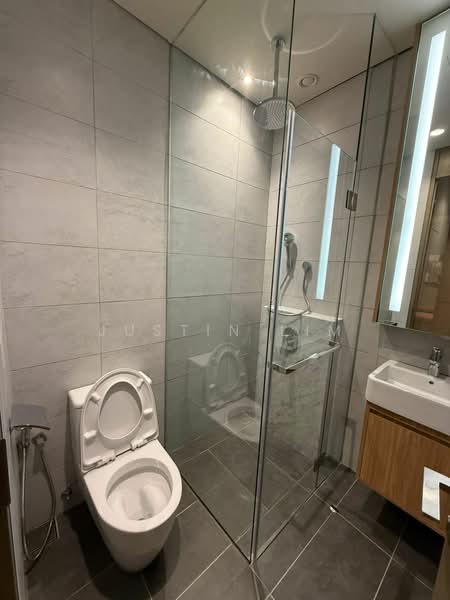 Kediaman Servis untuk Dijual di Conlay Signature Suites by E&O - Justin Lim - Bathroom - PropertyGuru.com.my