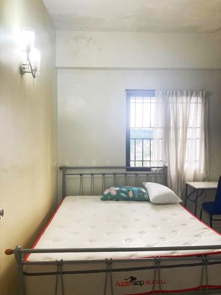 Kondominium untuk Disewa di Taman Desa Relau 2 - Jerry Tan - Bedroom - PropertyGuru.com.my