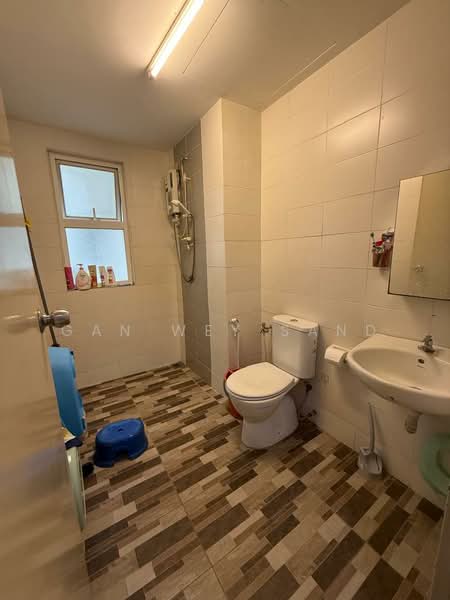 Kondominium untuk Dijual di Casa Tropika - GAN WEY SAND - Bathroom - PropertyGuru.com.my