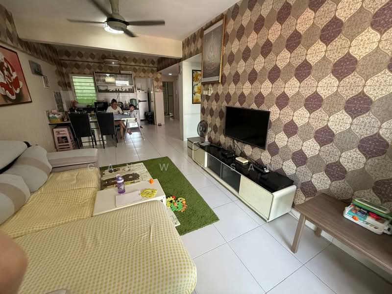 Kondominium untuk Dijual di Casa Tropika - GAN WEY SAND - Living Room - PropertyGuru.com.my