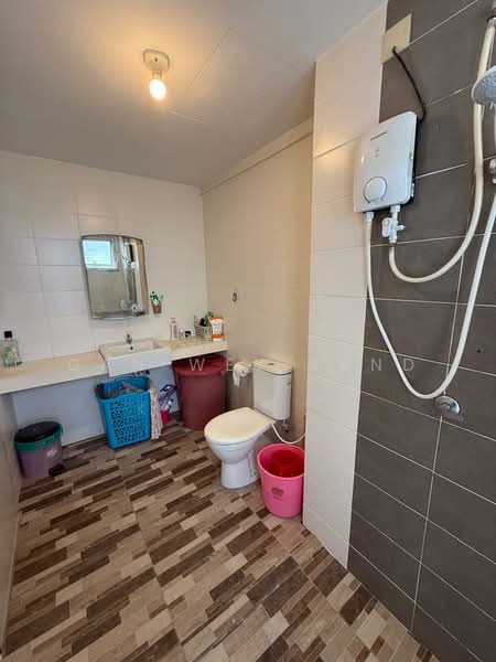 Kondominium untuk Dijual di Casa Tropika - GAN WEY SAND - Bathroom - PropertyGuru.com.my