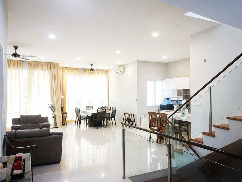 Rumah Banglo untuk Dijual di Sunway Damansara (Kota Damansara) - Vincent Liaw - Living Room - PropertyGuru.com.my