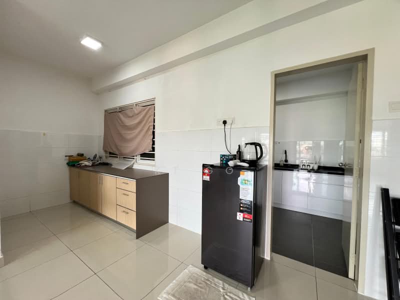 Kondominium untuk Dijual di Casa Tropika - KT Go - Kitchen - PropertyGuru.com.my
