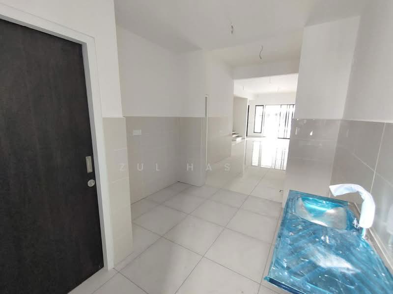 Rumah Teres 2 Tingkat untuk Dijual di Elmina (Shah Alam) - Zul Hasif - PropertyGuru.com.my
