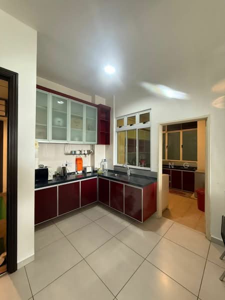 Pangsapuri untuk Dijual di Lagenda Tasek Luxurious Suite - Elston Chong - Kitchen - PropertyGuru.com.my