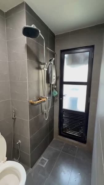 Servis Apartment untuk Disewa di Majestic Maxim - JS CHUA - Bathroom - PropertyGuru.com.my