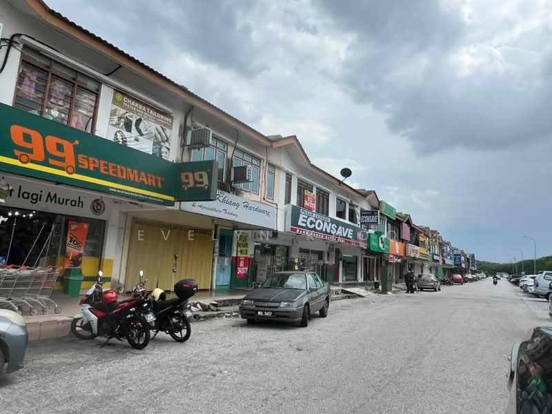 Shop for Sale in Bukit Sentosa (Rawang) - Evelyn Khoo - Exterior - PropertyGuru.com.my