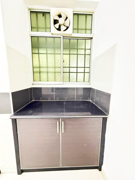 Pangsapuri untuk Disewa di Sri Saujana - Jerry Tan - Kitchen - PropertyGuru.com.my