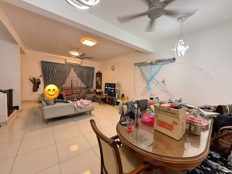 Rumah Teres untuk Dijual di Skudai (Johor) - Jayden Neo - Living Room - PropertyGuru.com.my