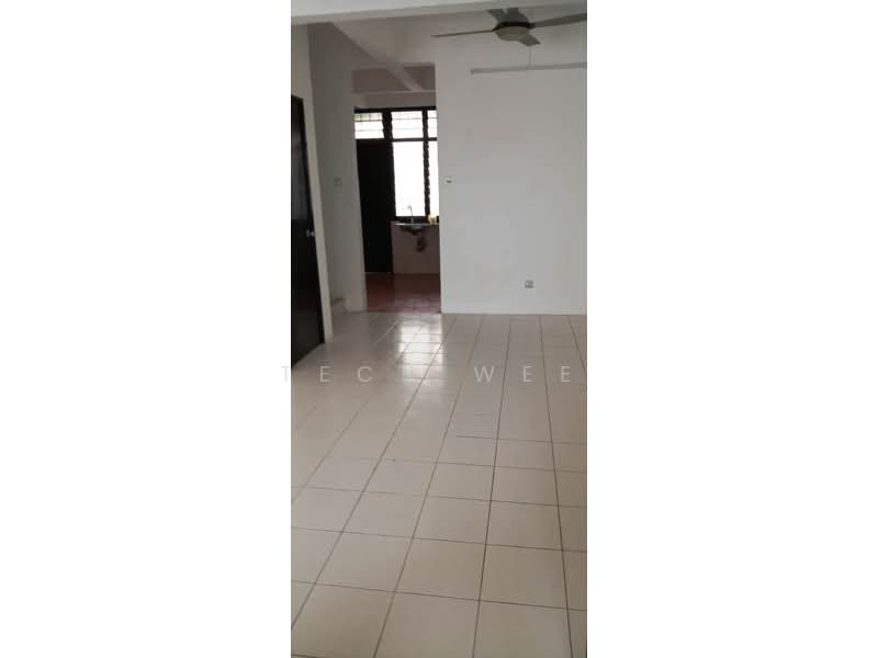2-storey Terraced House for Sale in Ukay Bistari (Ulu Kelang) - Teck Wee - Living Room - PropertyGuru.com.my
