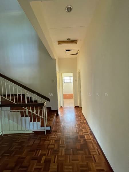 Rumah Teres untuk Disewa di Taman Aman Putra (Puchong) - GAN WEY SAND - Corridor - PropertyGuru.com.my
