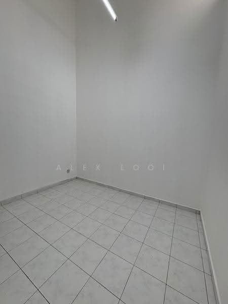 1-storey Terraced House for Sale in Taman Puteri Wangsa (Ulu Tiram) - Alex Looi - PropertyGuru.com.my
