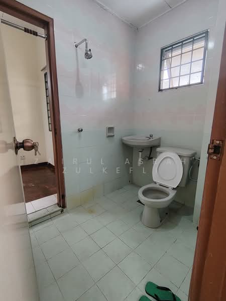 Rumah Teres 2 Tingkat untuk Disewa di Bandar Baru Bangi (Selangor) - Zairul Asrah Zulkefli - Bathroom - PropertyGuru.com.my