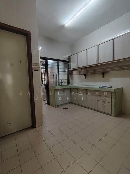 Rumah Teres 2 Tingkat untuk Disewa di Bandar Baru Bangi (Selangor) - Zairul Asrah Zulkefli - Kitchen - PropertyGuru.com.my
