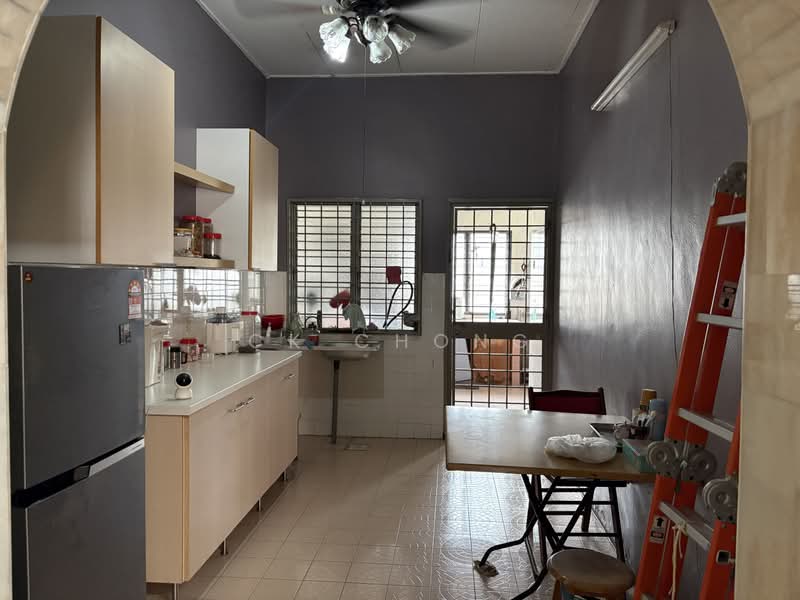 Rumah Berkembar untuk Dijual di Batu 9 (Cheras) - CK Chong - Kitchen - PropertyGuru.com.my