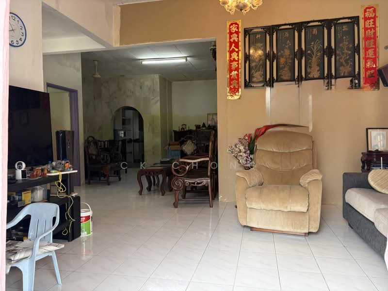 Rumah Berkembar untuk Dijual di Batu 9 (Cheras) - CK Chong - Living Room - PropertyGuru.com.my