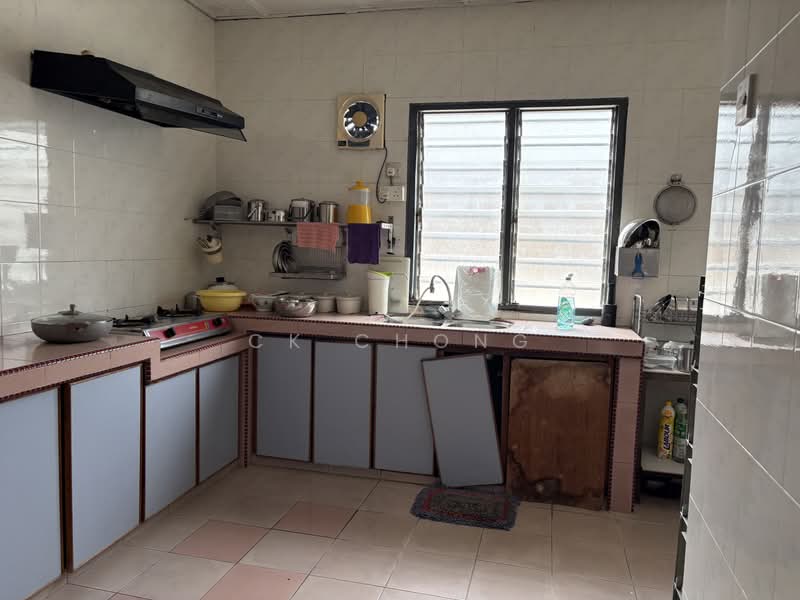 Rumah Berkembar untuk Dijual di Batu 9 (Cheras) - CK Chong - Kitchen - PropertyGuru.com.my