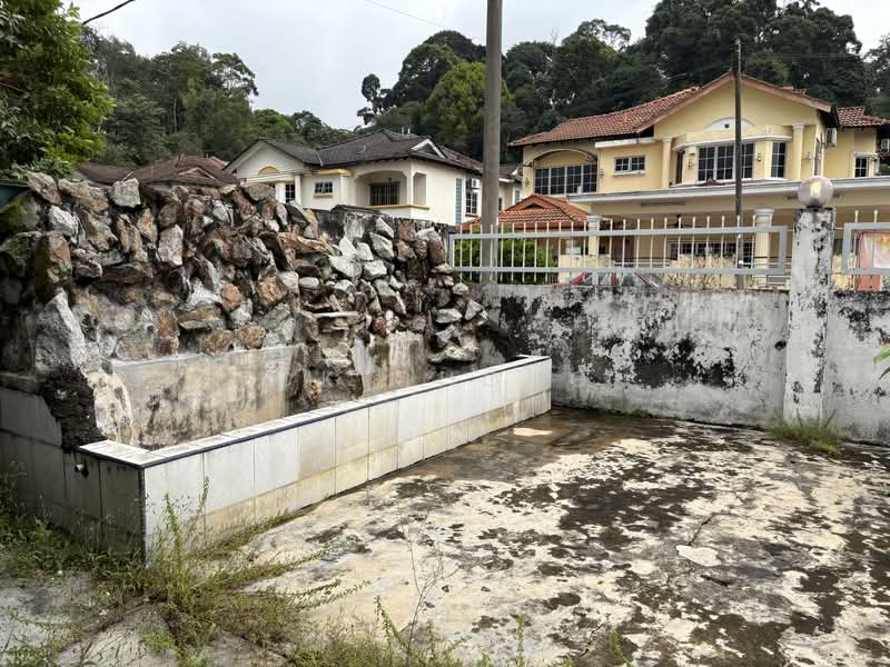 Rumah Berkembar untuk Dijual di Batu 9 (Cheras) - CK Chong - Exterior - PropertyGuru.com.my