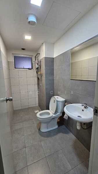 Pangsapuri untuk Disewa di Residensi Tasikmas - Mac Chia - Bathroom - PropertyGuru.com.my
