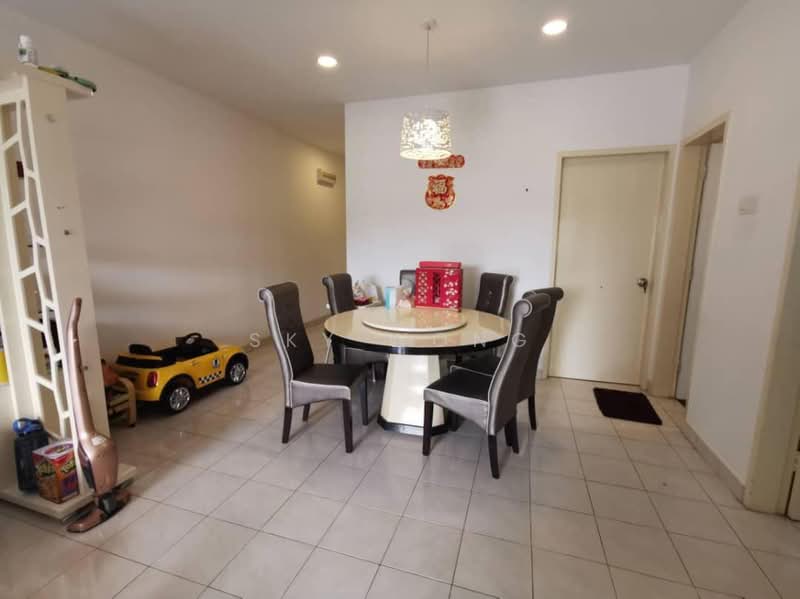 Apartment for Sale at Puteri Bayu Apartment - Sky Wong - Dining Room - PropertyGuru.com.my