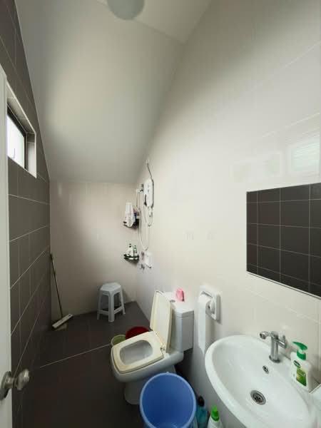 Banglo Pautan untuk Dijual di Iskandar Puteri (Nusajaya) (Johor) - Inez Ng - Bathroom - PropertyGuru.com.my