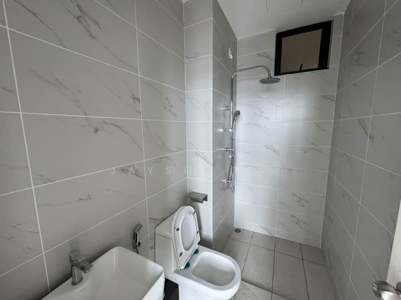 Servis Apartment untuk Disewa di Space Residency - Jayson Lim - Bathroom - PropertyGuru.com.my