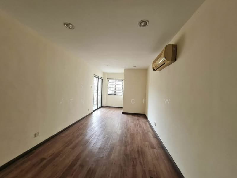 Condominium for Sale at Polo Park - Jennie Chew - Living Room - PropertyGuru.com.my