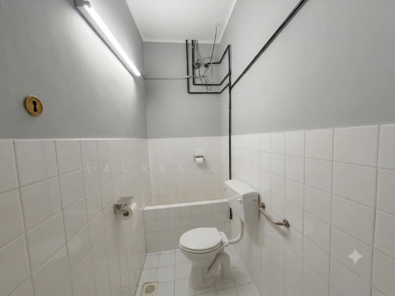 Rumah Teres 1 Tingkat untuk Dijual di Seksyen 19 (Petaling Jaya) - Lauran Chuah - Bathroom - PropertyGuru.com.my