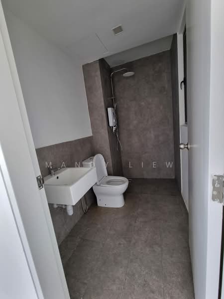 Servis Apartment untuk Dijual di Suite Enesta - Mandy Liew - Bathroom - PropertyGuru.com.my