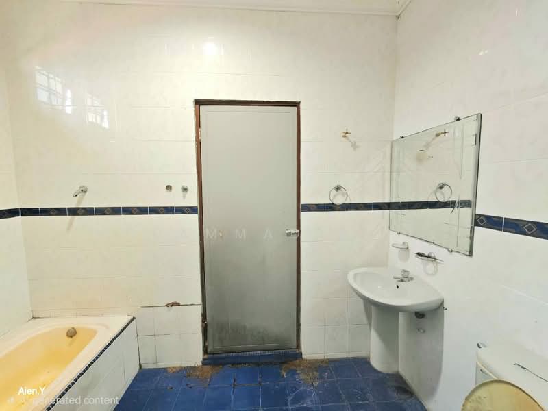 Rumah Banglo untuk Dijual di Indera Mahkota 2 (Kuantan) - Mohammad Azizi - PropertyGuru.com.my