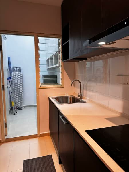 Condominium for Sale at Trinity Pentamont - Calvin Poh - Kitchen - PropertyGuru.com.my