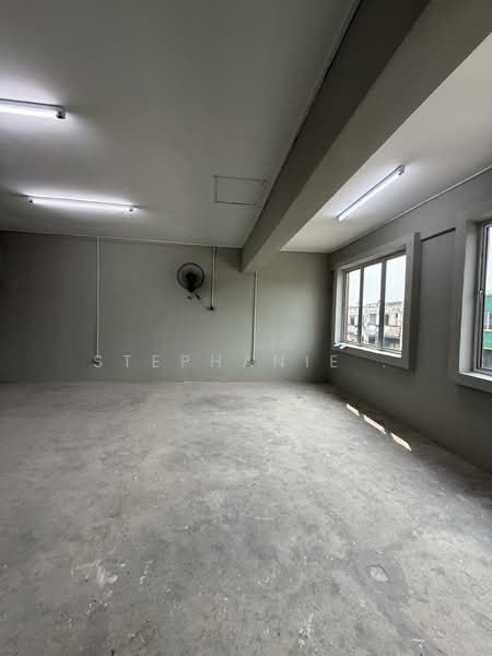 Kilang untuk Disewa di Rawang (Selangor) - Stephanie . - Interior - PropertyGuru.com.my