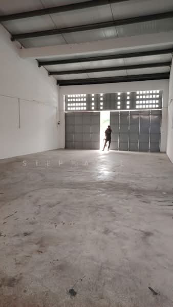 Kilang untuk Disewa di bukit beruntung (Rawang) - Stephanie . - Interior - PropertyGuru.com.my