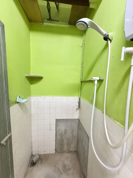 1-storey Terraced House for Sale in Taman Keladi (Sungai Petani) - Derrick Ng - Bathroom - PropertyGuru.com.my