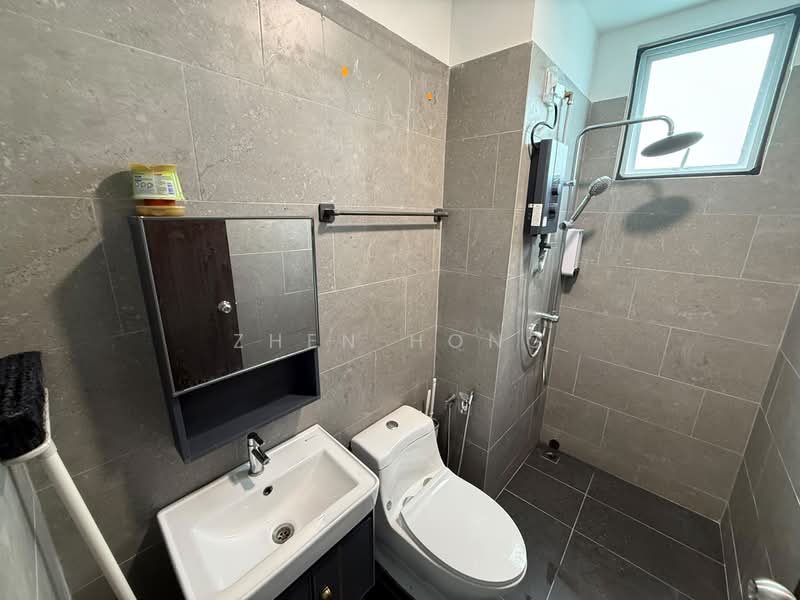 Kondominium untuk Disewa di Residensi Damai (Signature Three) - Zhen Hong - Master Bathroom - PropertyGuru.com.my