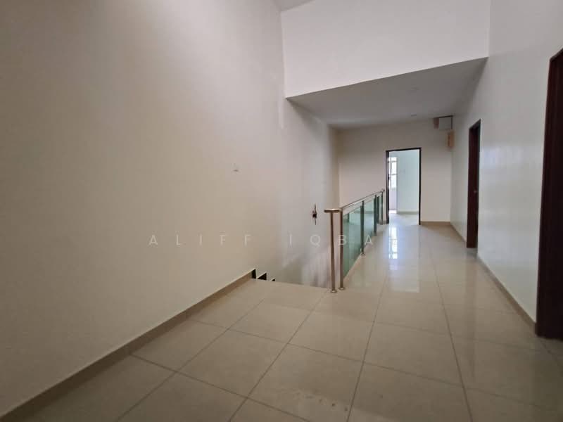 Semi-Detached House for Sale in Taman Sri Putra Mas (Sungai Buloh) - Aliff Iqbal - PropertyGuru.com.my