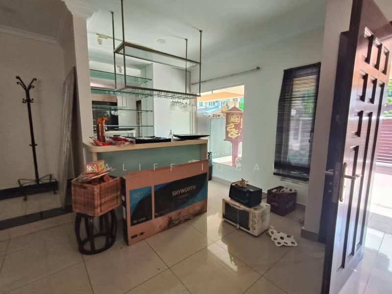 Semi-Detached House for Sale in Taman Sri Putra Mas (Sungai Buloh) - Aliff Iqbal - PropertyGuru.com.my