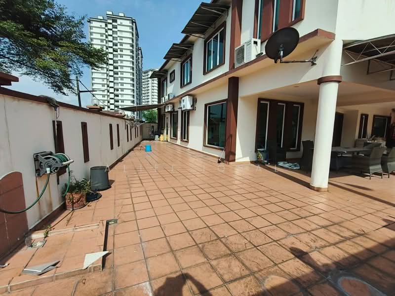 Semi-Detached House for Sale in Taman Sri Putra Mas (Sungai Buloh) - Aliff Iqbal - PropertyGuru.com.my