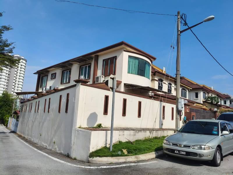 Semi-Detached House for Sale in Taman Sri Putra Mas (Sungai Buloh) - Aliff Iqbal - PropertyGuru.com.my