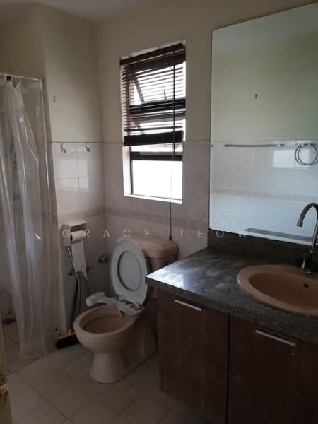 Kondominium untuk Disewa di Sunway Sutera Condominium - Grace Teow - Bathroom - PropertyGuru.com.my