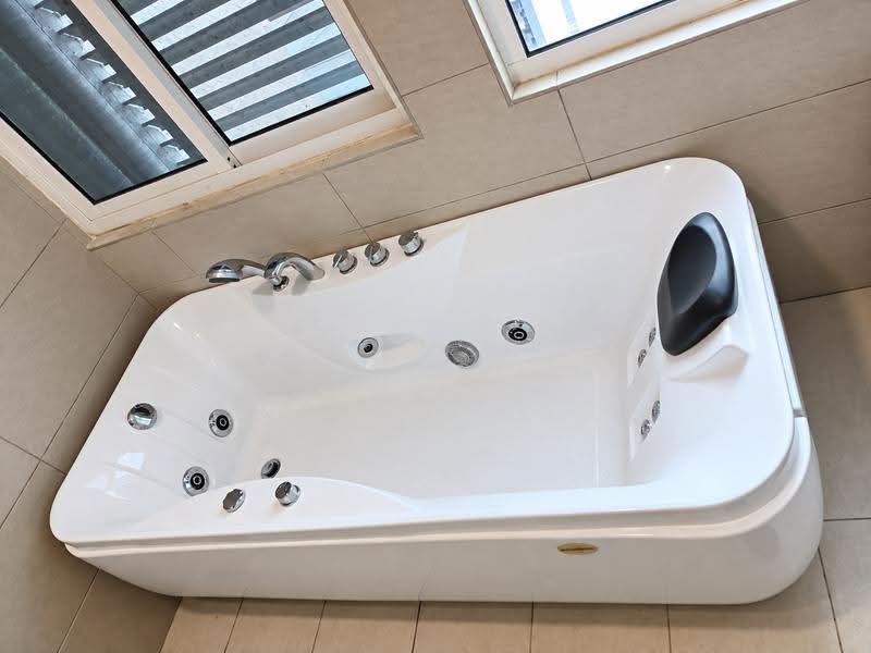 3-storey Terraced House for Sale in Sungai Ara (Penang) - Enoch Tiu - Bathroom - PropertyGuru.com.my
