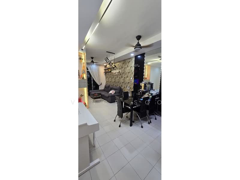 Apartment for Sale at Lake View Suites - Vince Soo - Living Room - PropertyGuru.com.my