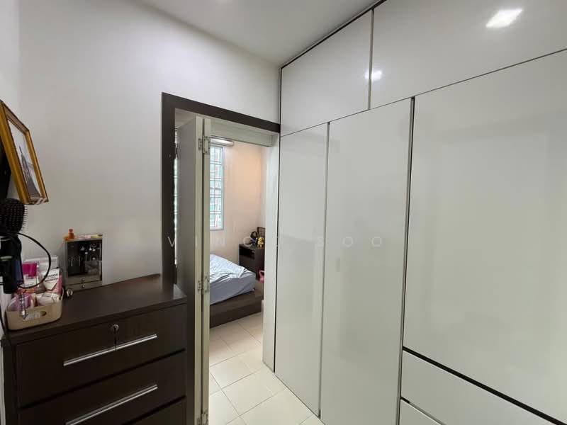 Apartment for Sale at Lake View Suites - Vince Soo - Bedroom - PropertyGuru.com.my