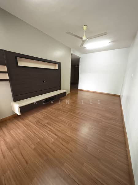 1-storey Terraced House for Sale in Tongkang Pechah (Batu Pahat) - Kevin Lee - Living Room - PropertyGuru.com.my