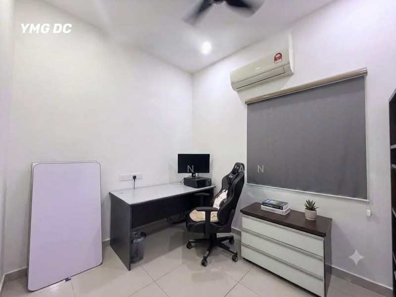 Rumah Berkembar untuk Dijual di Taman Sri Andalas (Klang) - Rylin Tan - Study - PropertyGuru.com.my