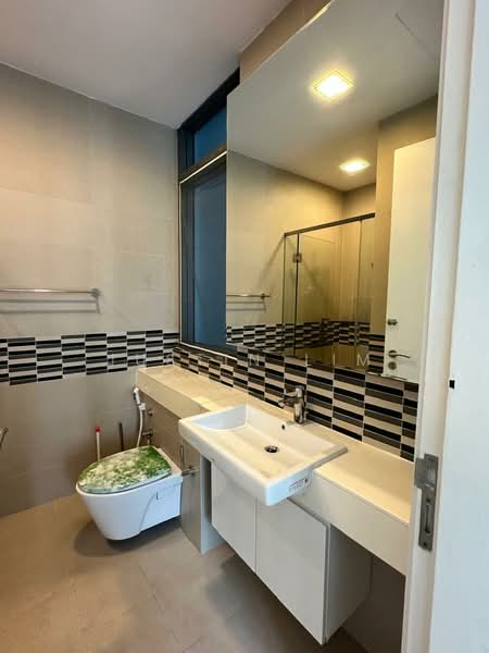 Servis Apartment untuk Dijual di The Panorama - Justin Lim - Bathroom - PropertyGuru.com.my