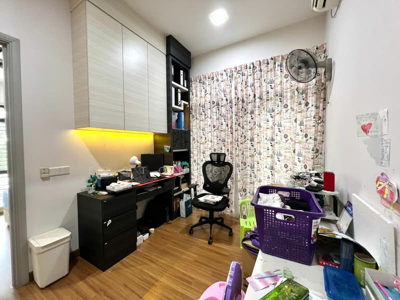 Rumah Berkembar untuk Dijual di Setia Eco Gardens (Gelang Patah) - Elston Chong - Study - PropertyGuru.com.my